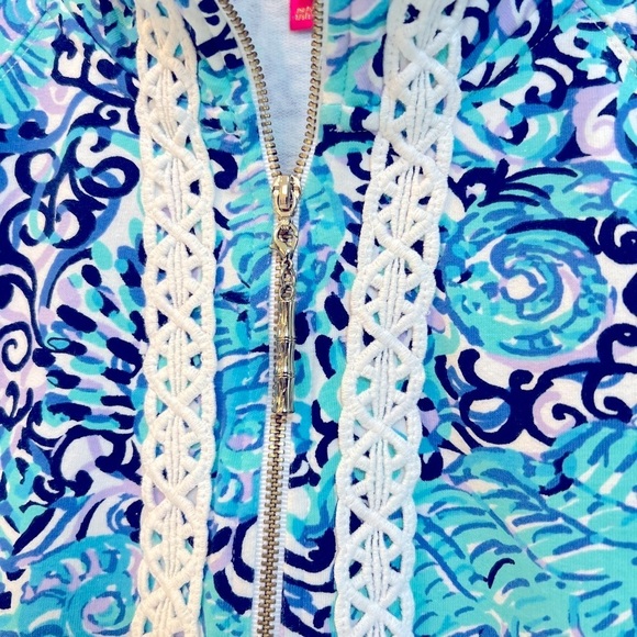 Lilly Pulitzer Janie Popover Light Aquia - Picture 4 of 7